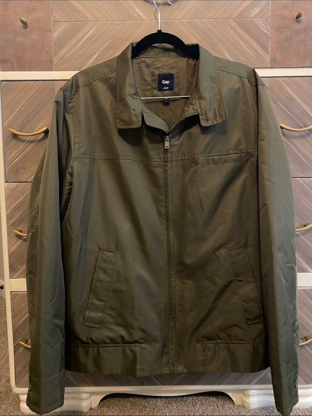 GAP Men's Olive Zip-Front Windbreaker